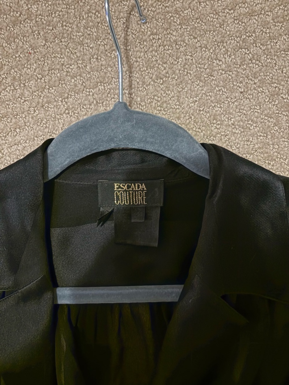 Escada Couture 100% Silk Black Blouse Gold Button - Picture 3 of 5
